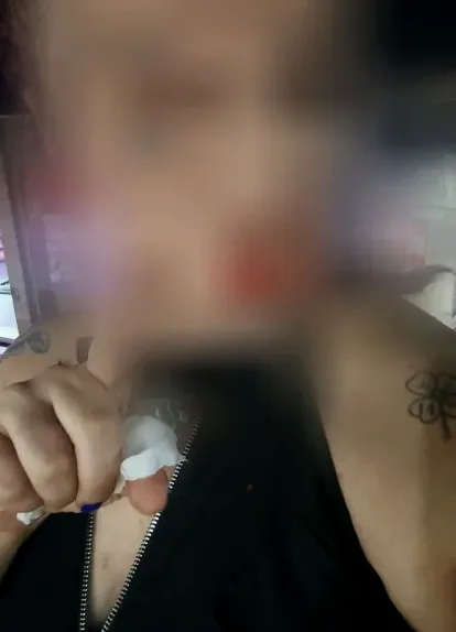 Amina, 37