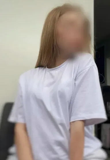 Angelika, 24