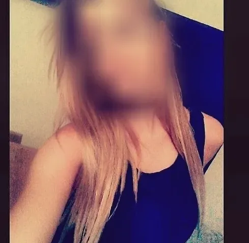 Astrid, 36