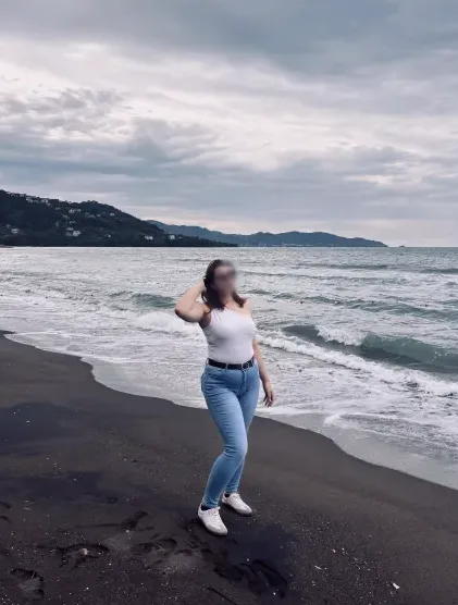 Astrid, 21