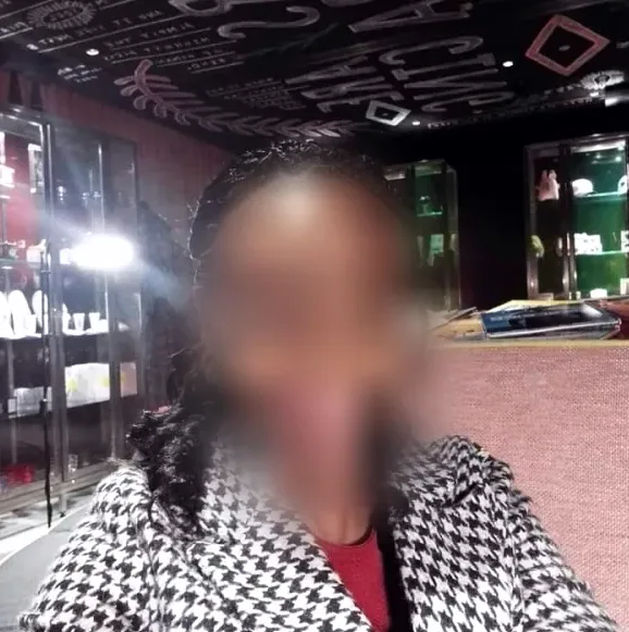 Carina, 39