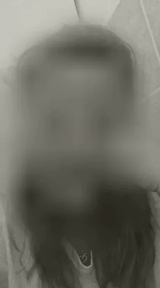 Clara, 30