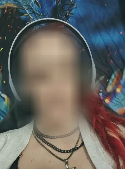 Eva, 36