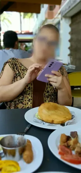 Ingrid, 39