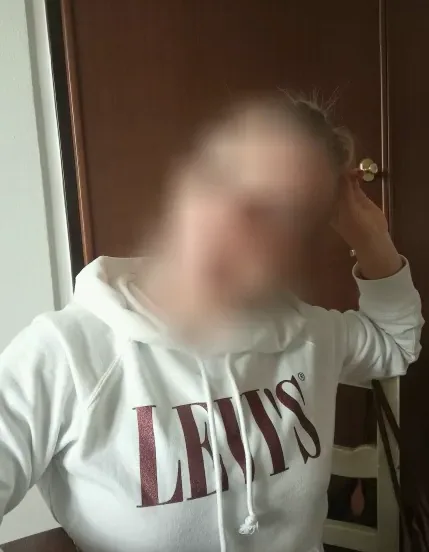 Ivana, 39