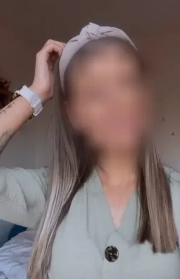 Melanie, 26