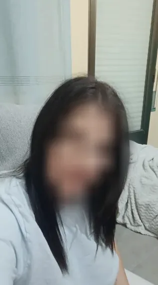 Mia, 39