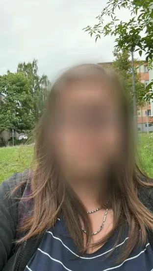 Nele, 27