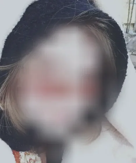 Patricia, 19