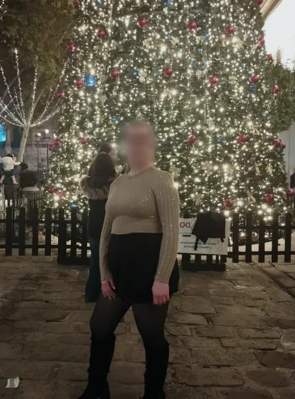 Stefanie, 23