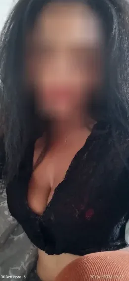 Valentina, 36