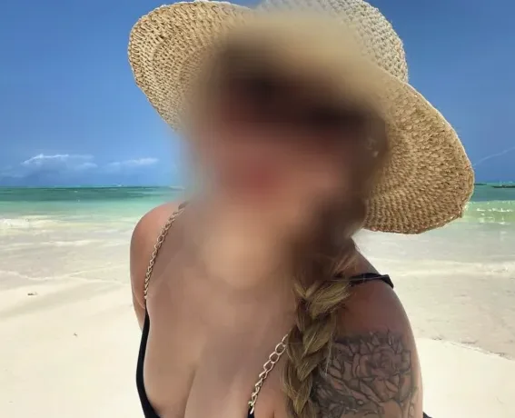 Vanessa, 20