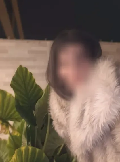 Viktoria, 36